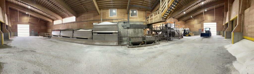 Growmark Dry Fertilizer Blending building plant with a Sackett blending system