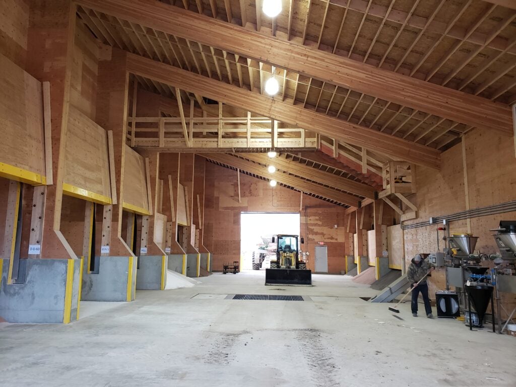 fertilizer blending and mixing area