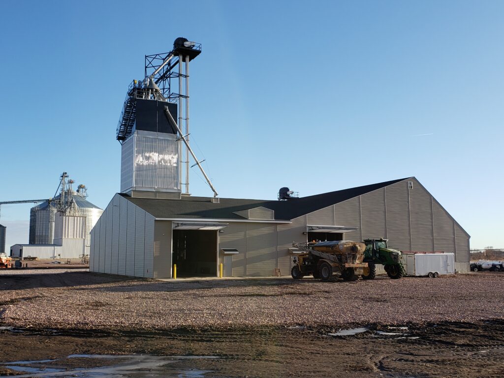 best fertilizer mixing and storage building